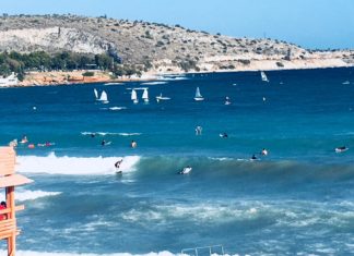 Summer surfing @ Vouliagmeni