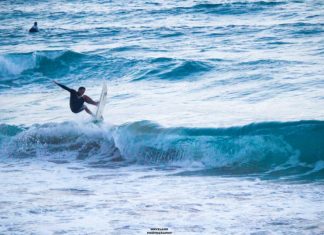 Surfing day @ Λαγκούβαρδος & Φαλάσαρνα