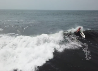 Ο Alex Maniatis και η Cohete Surfboards σερφάρουν στη Γουατεμάλα