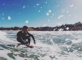 Μπορώ να κάνω surf με βοριά στην Αττική; Μπορείς!