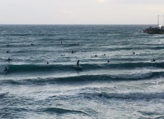 Back to back surfing @ Vouliagmeni