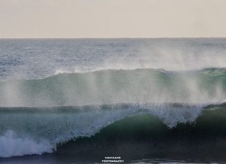 Surfing days, good days σε Κρήτη, Πελοπόννησο, Βουλιαγμένη surf_Crete