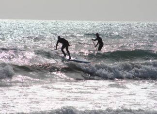 Surfing über alles surf_Varkiza